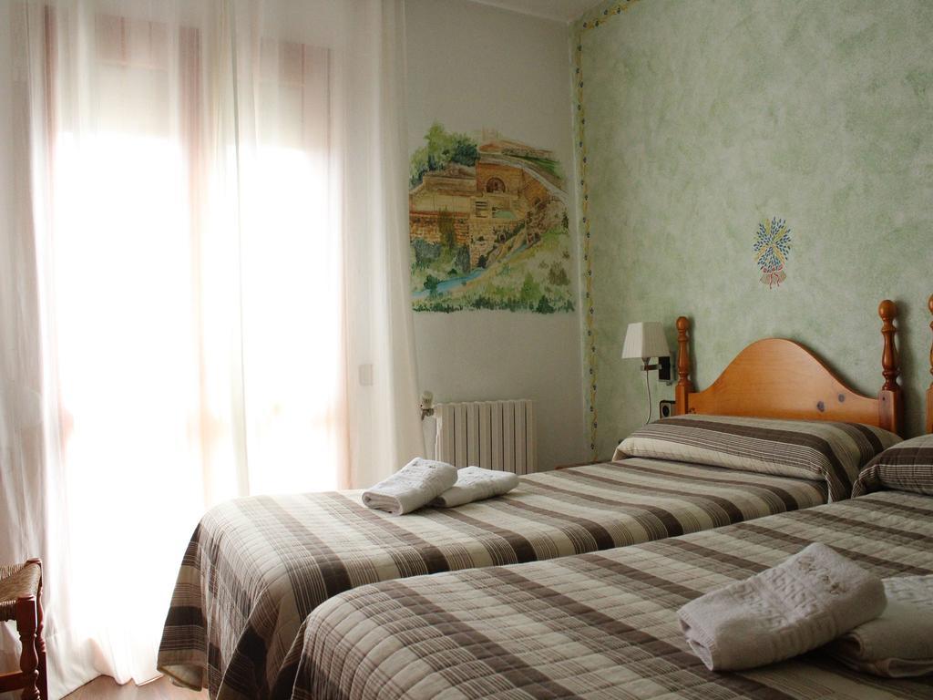 Hotel Casa Domenc Aren Eksteriør bilde